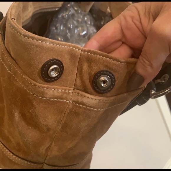 π€ Authentic Coach Suede Satchel Bag Purse - Great Condition π€ - Picture 10 of 11